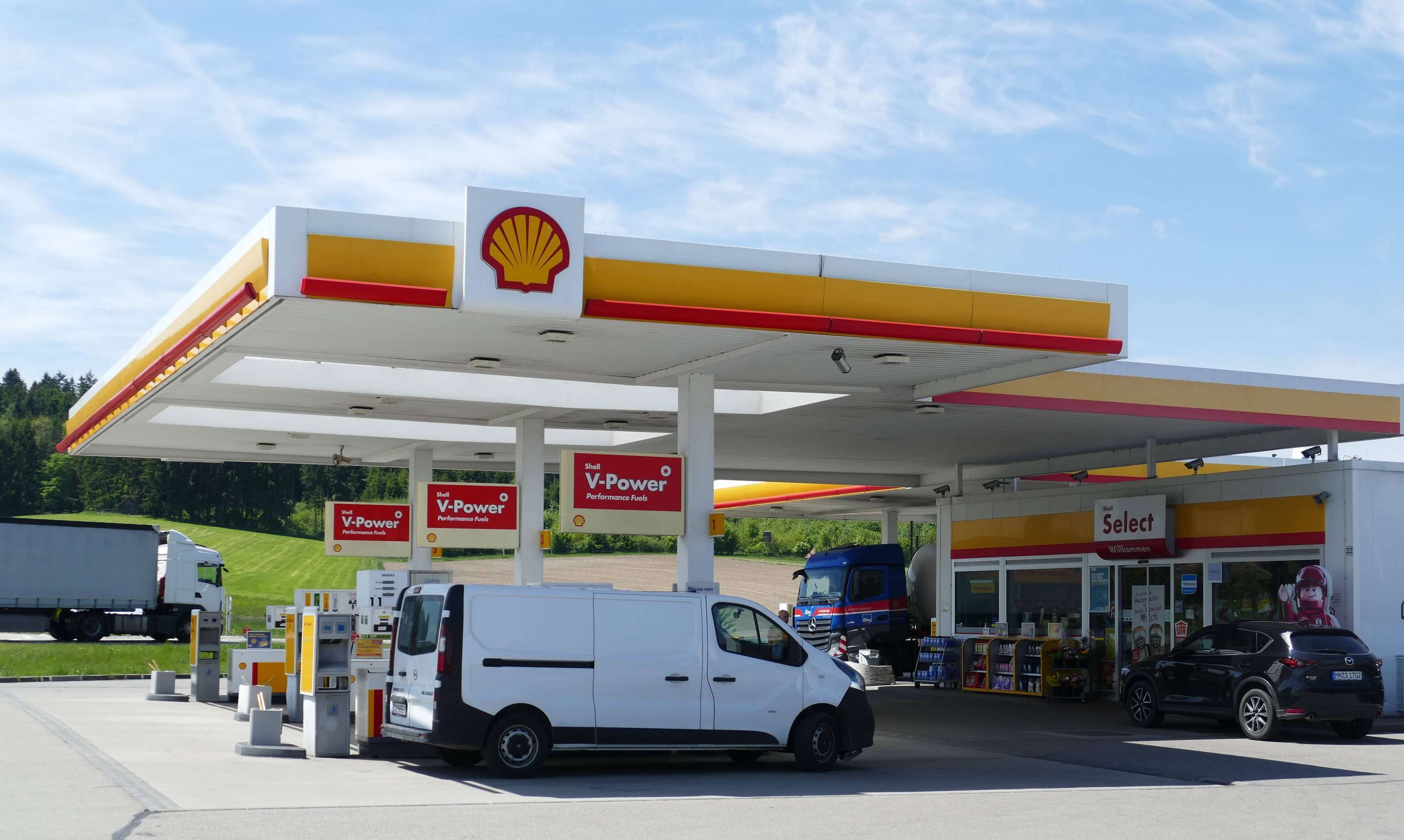 Located in the beautiful Allgäu: one of the four Shell stations of tenant Andre Pilz. © Picture Hans Rongisch